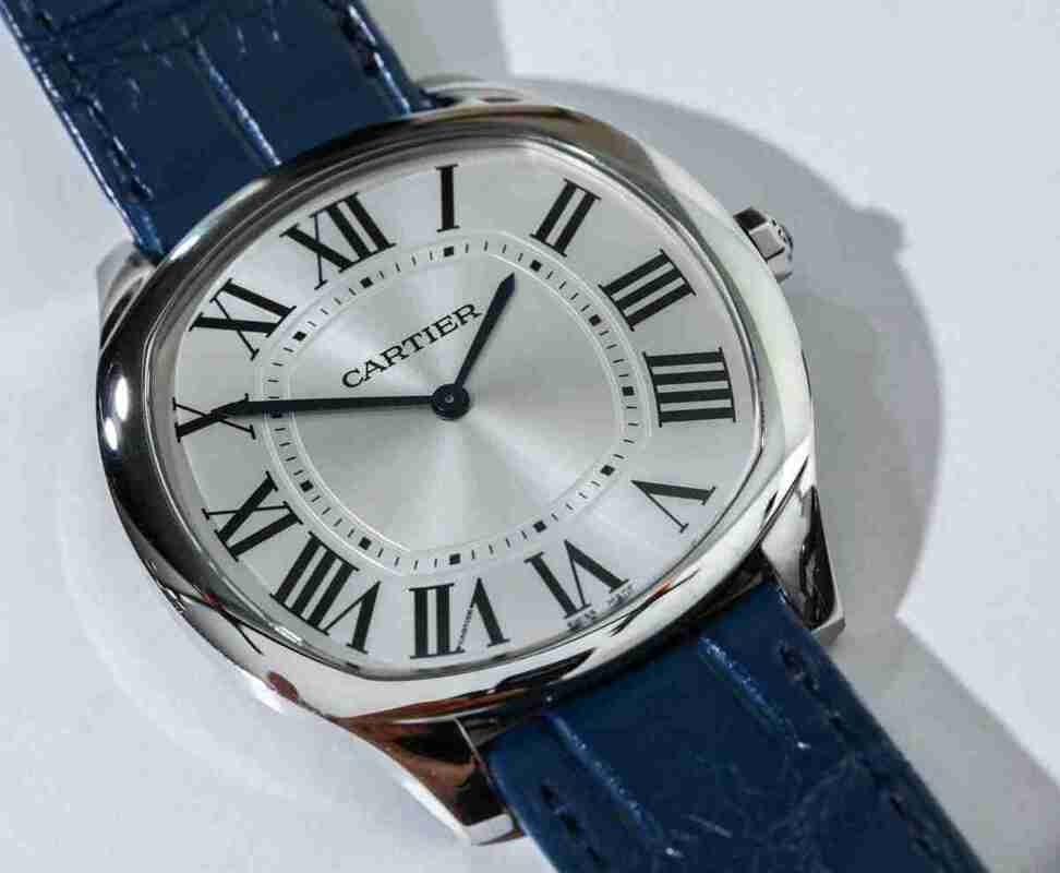 Buying Guide of Replica Cartier Drive Extra-Flat Manual-Winding 18k Gold 39mm Watch 3