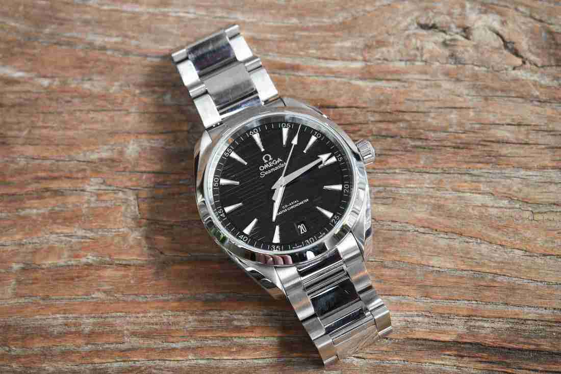 Stainless Steel Swiss Replica Omega Seamaster Aqua Terra 150m Automatic Co-Axial Black Dial 41mm Watch Review